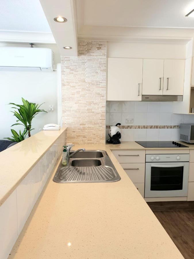 2nd Avenue Beachside 4*