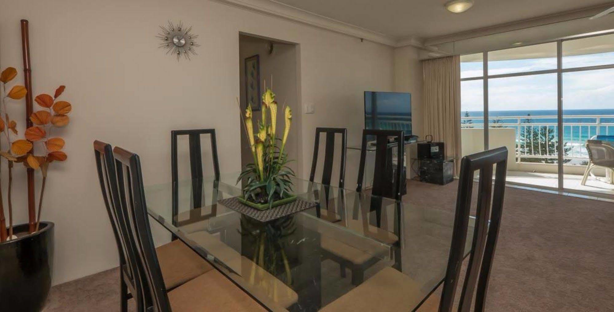 2nd Avenue Beachside 4* Gold Coast