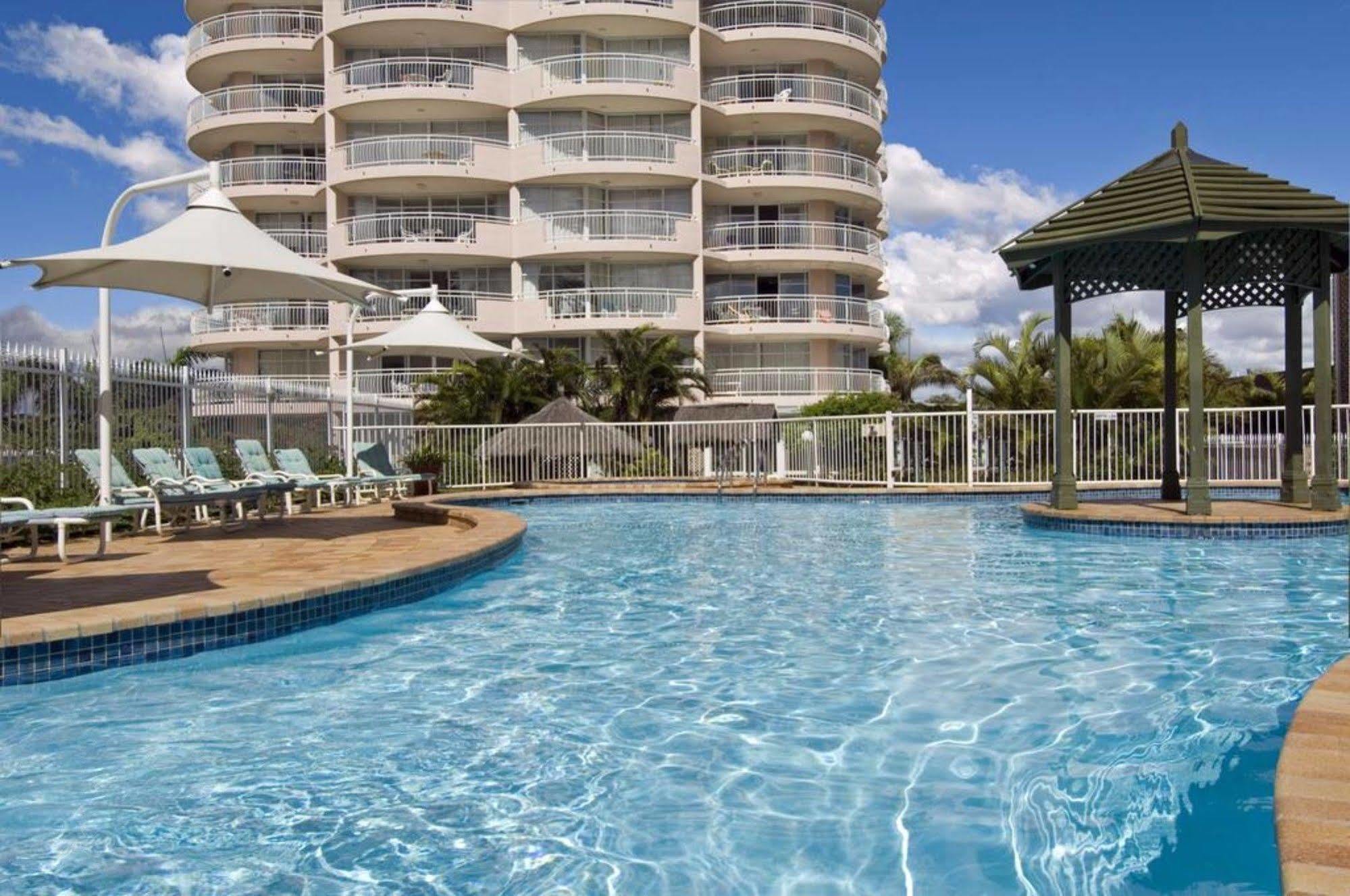 2nd Avenue Beachside 4*