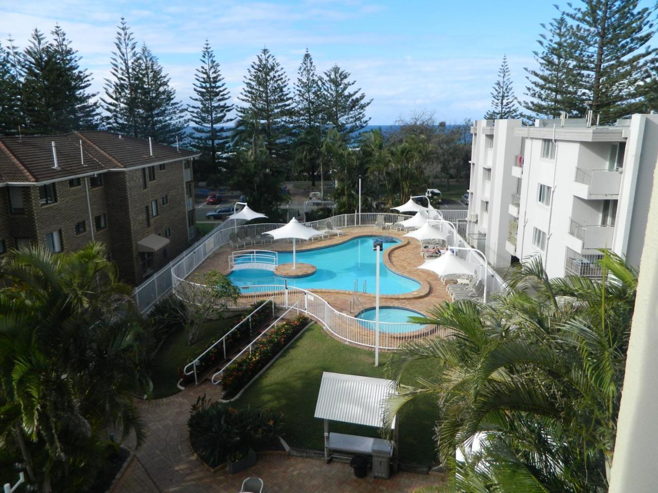 2nd Avenue Beachside Aparthotel 4*